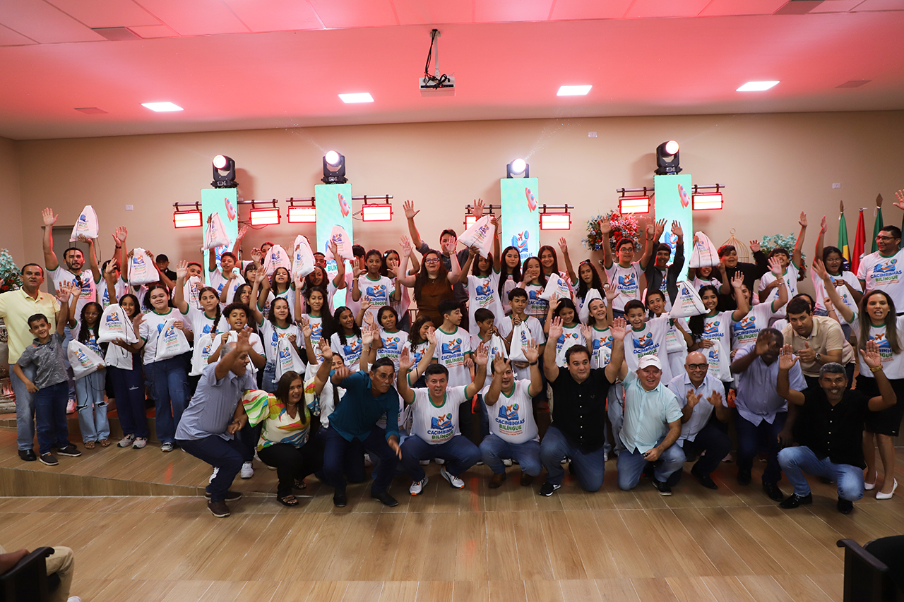 Cacimbinhas dá passo à frente na educação com lançamento de curso bilíngue para estudantes da rede municipal