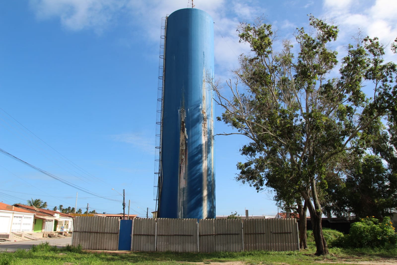 DAESC inicia obras de manutenção na caixa d’água do Barro Preto II