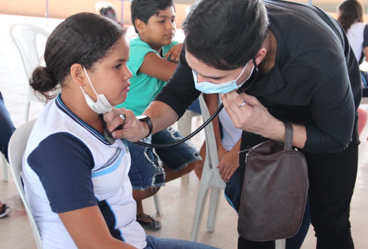 Programa Saúde na Escola leva ações de cuidados com a Saúde para a Escola Cláudio Daniel