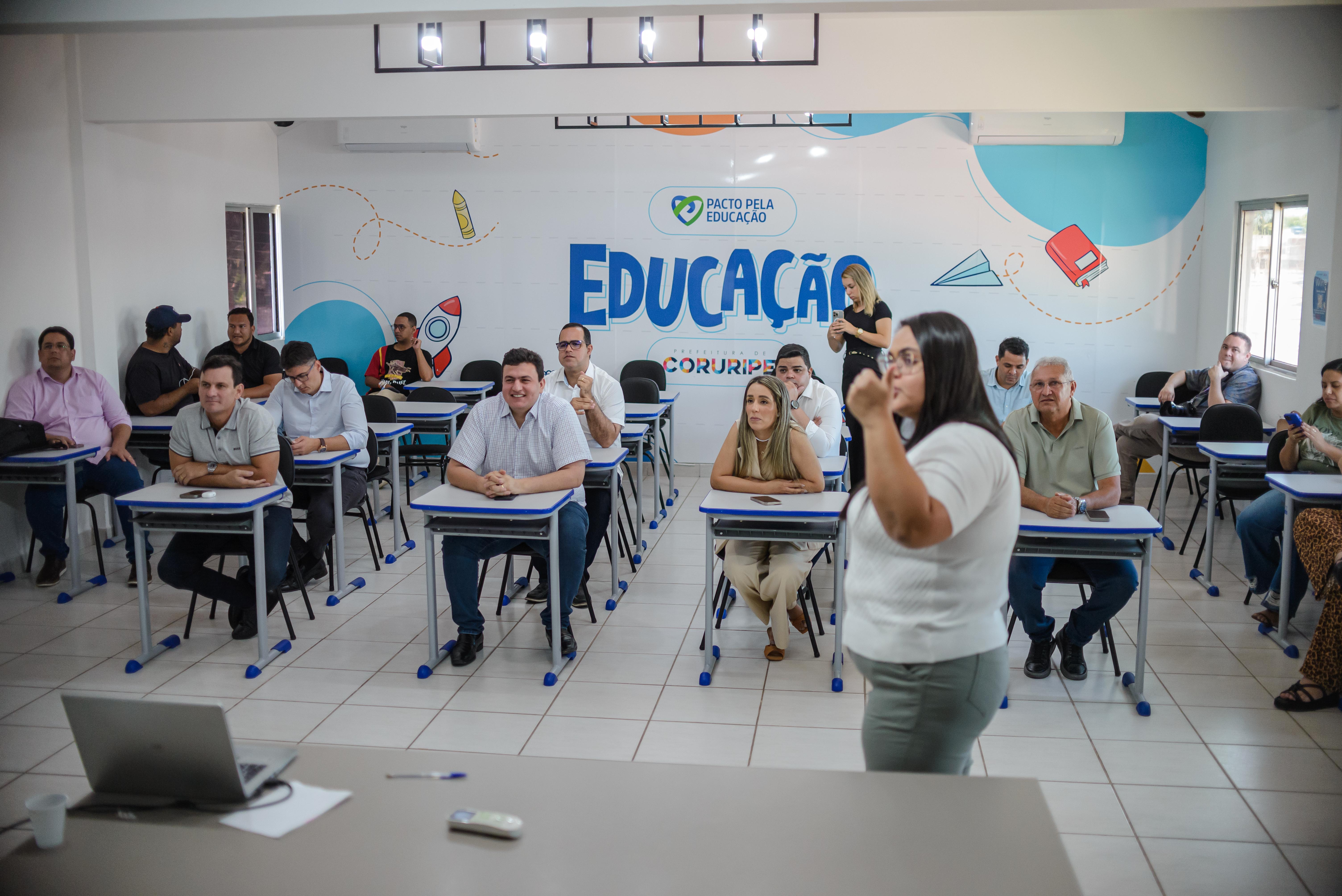 Referência: Marcelo Beltrão apresenta modelo educacional de Coruripe para Prefeito de Rio Largo