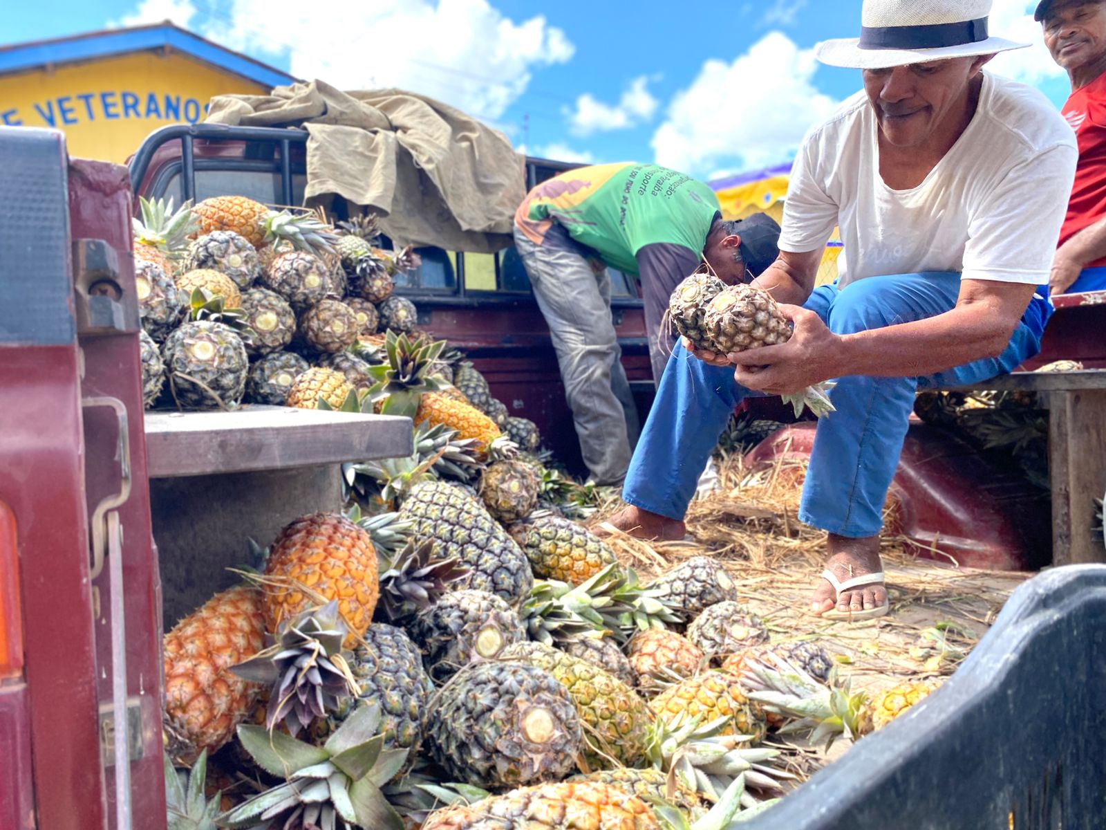 Coruripe realiza 1ª entrega do Programa de Aquisição de Alimentos Municipal 2025 e beneficia 500 famílias