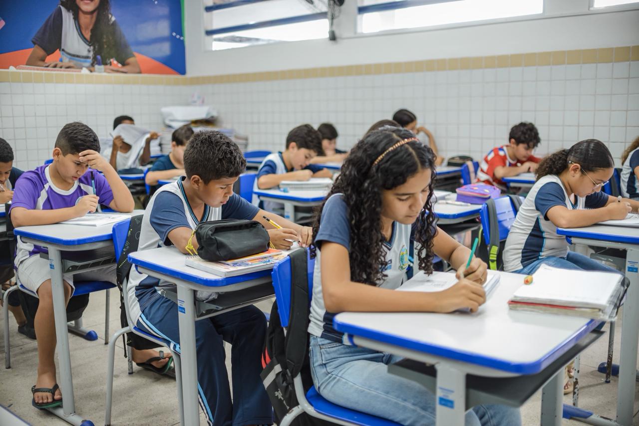 Aqui a gente cuida: Coruripe sai na frente e estabelece Educação Financeira como política permanente de ensino