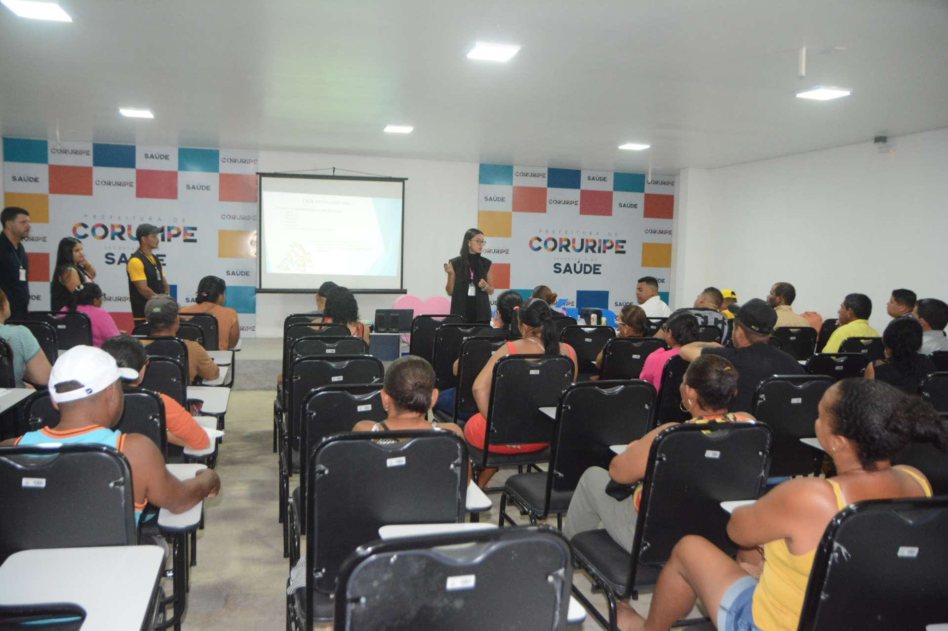 Ambulantes participam de capacitação sobre Boas Práticas na Manipulação de Alimentos