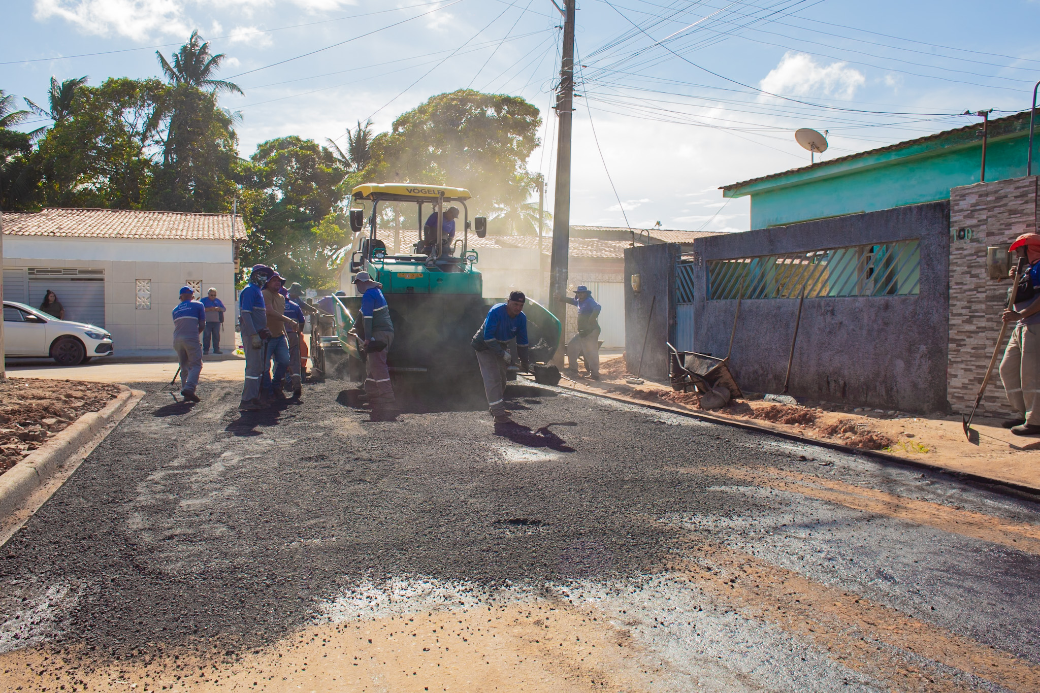 Coruripe chega a 53 km de obras de pavimentação e transforma mobilidade no município