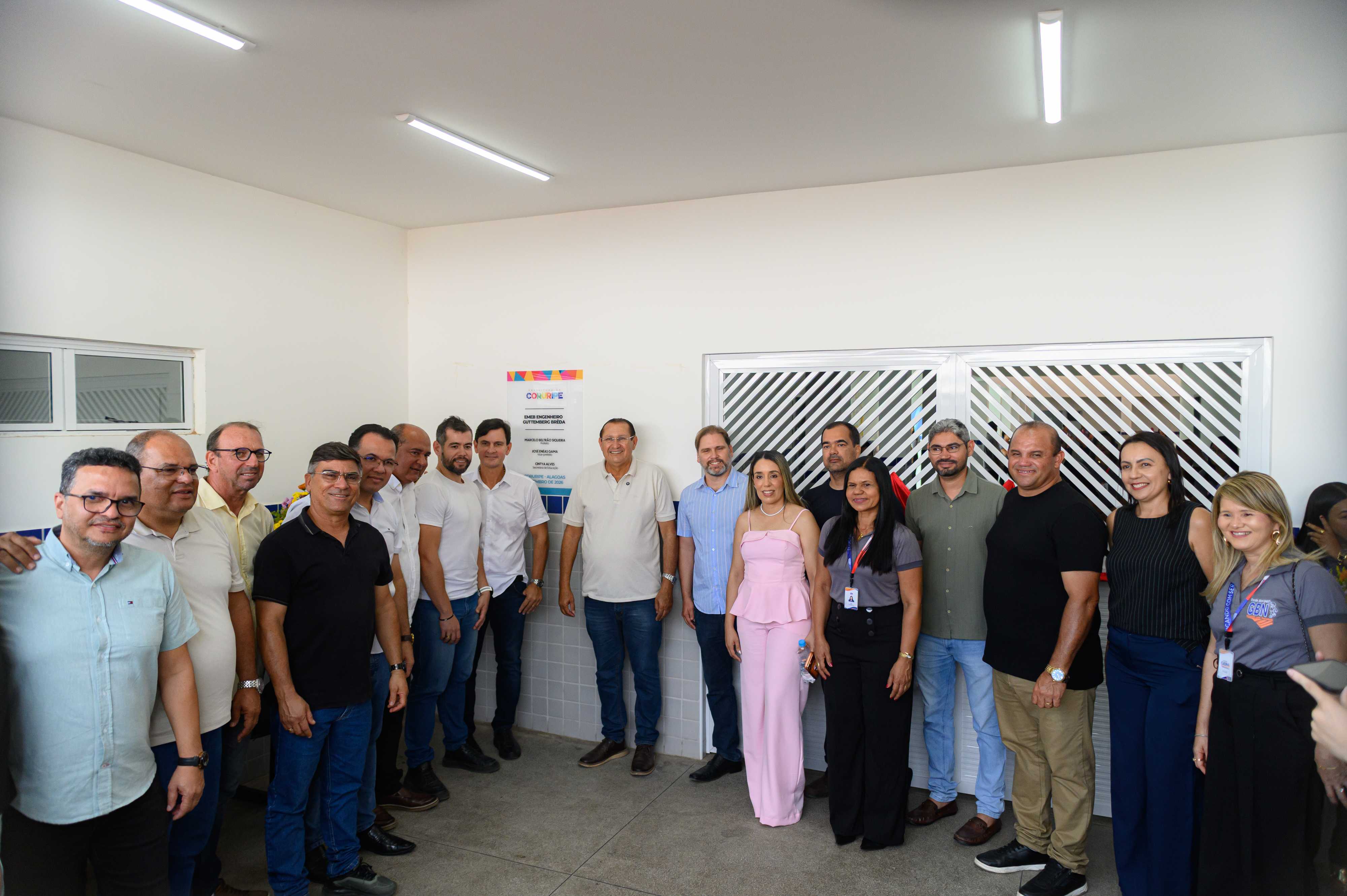 Prefeito Marcelo Beltrão inaugura nova estrutura da Escola Guttemberg Breda Neto, no bairro Vassouras