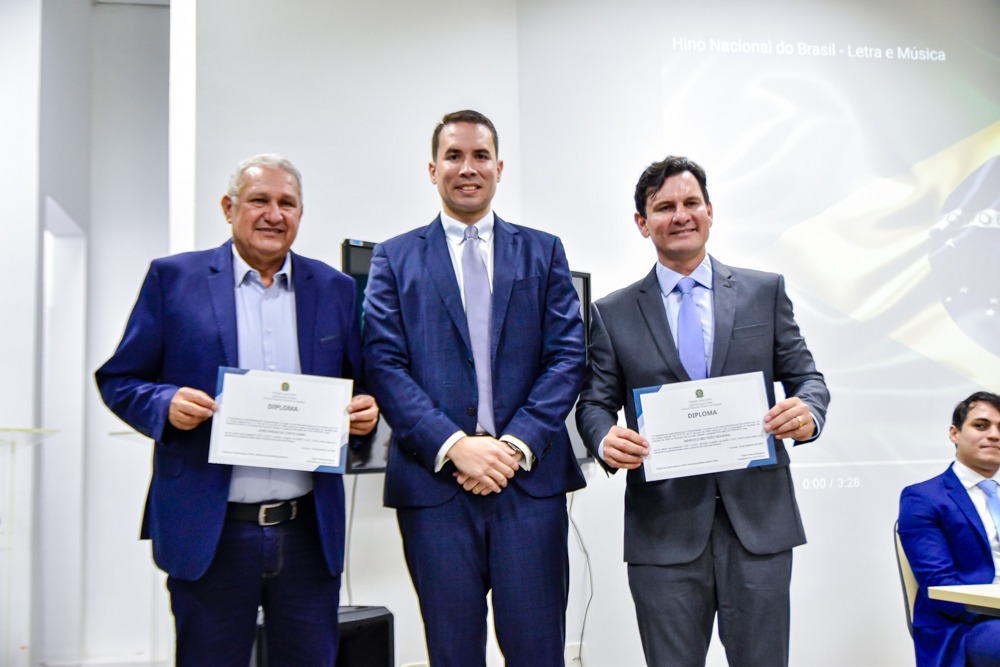 Eleito com mais de 90% dos votos válidos, Marcelo Beltrão é diplomado para o segundo mandato