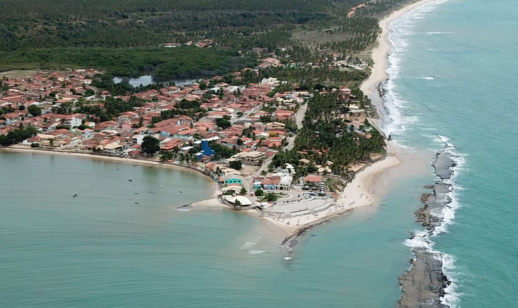 Associação Cocriar realiza feira cultural no Pontal de Coruripe em parceria com a Prefeitura