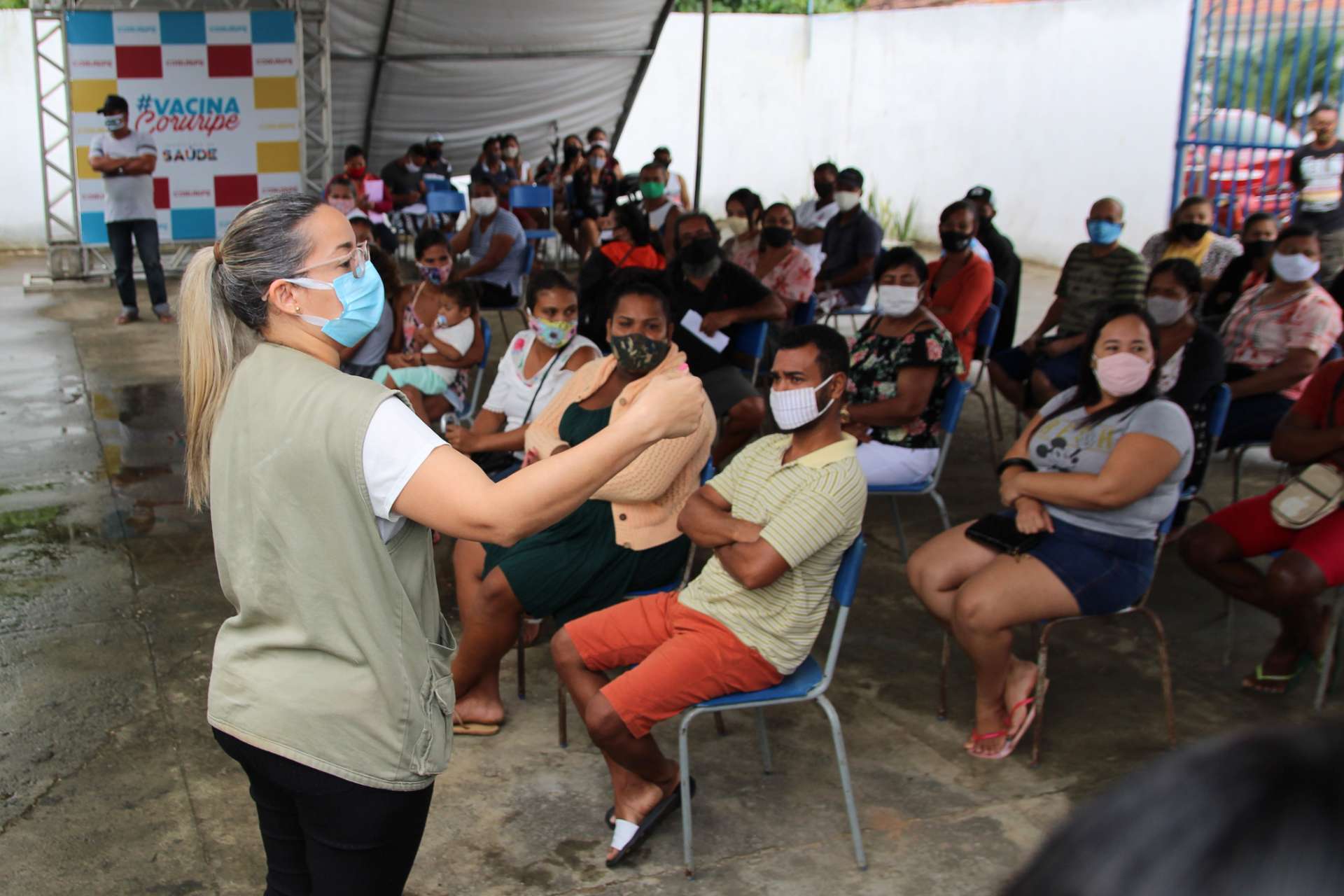 Palestra orienta população para a importância da atuação da Vigilância Sanitária