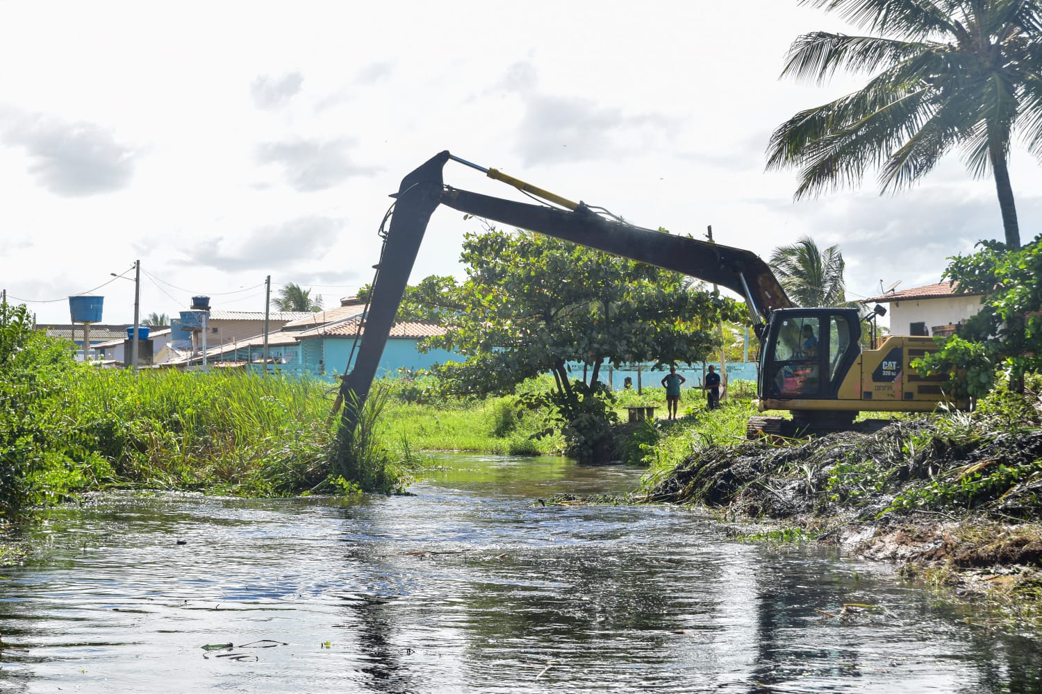 Prefeitura de Coruripe realiza ações preventivas para evitar impactos no período chuvoso