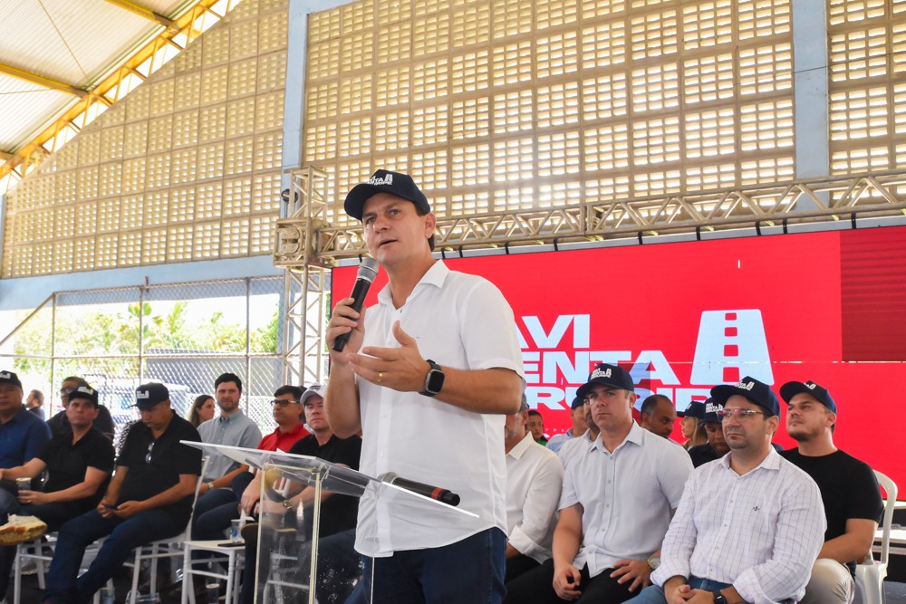 Prefeito Marcelo Beltrão lança o Programa Pavimenta Coruripe