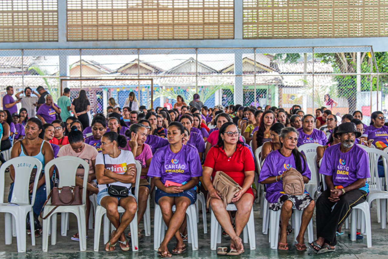 Beneficiários do Cartão Cidadão participam de mais uma reunião mensal