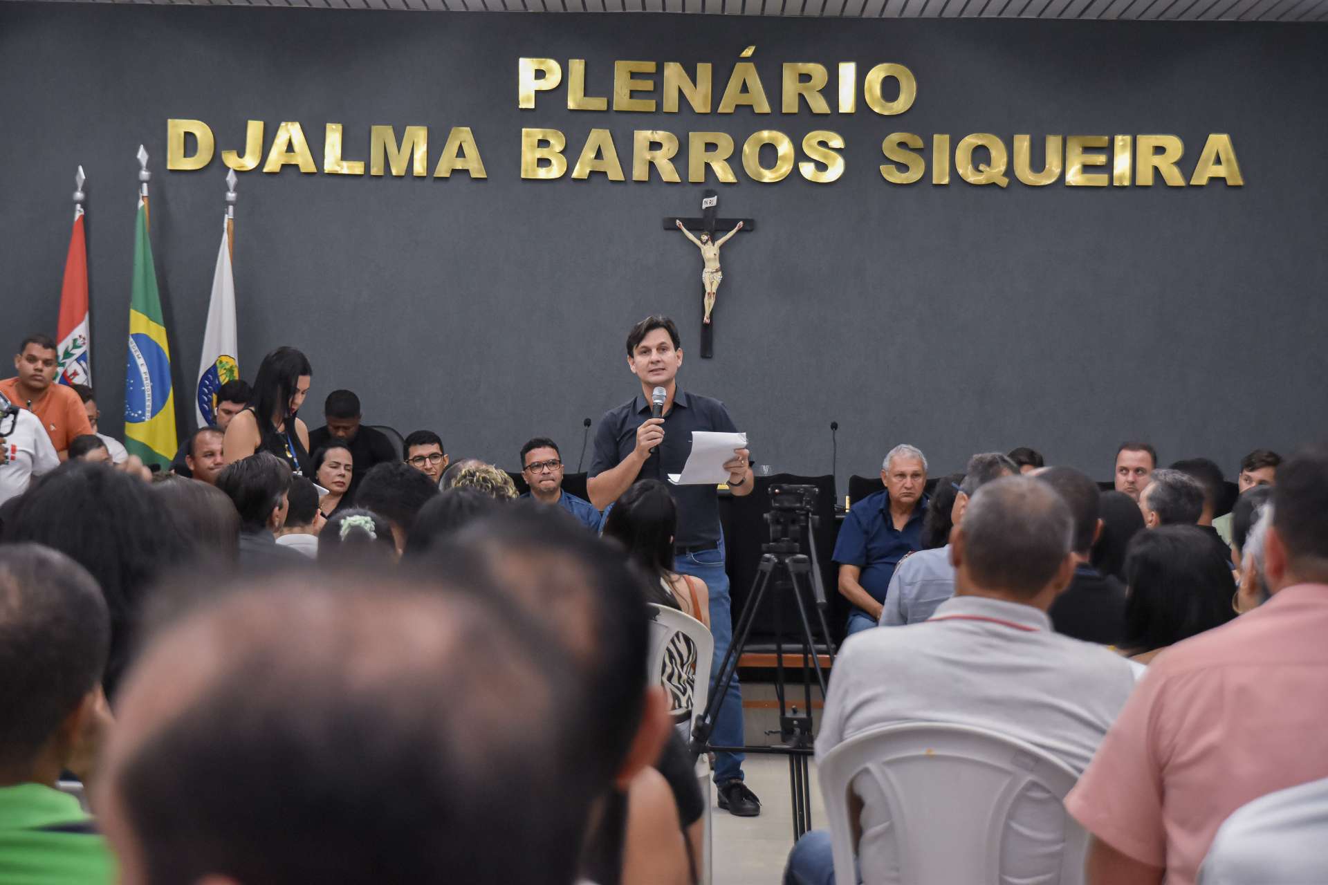 Prefeito Marcelo Beltrão reúne comerciantes para ouvir sugestões e discutir melhorias para o comércio local