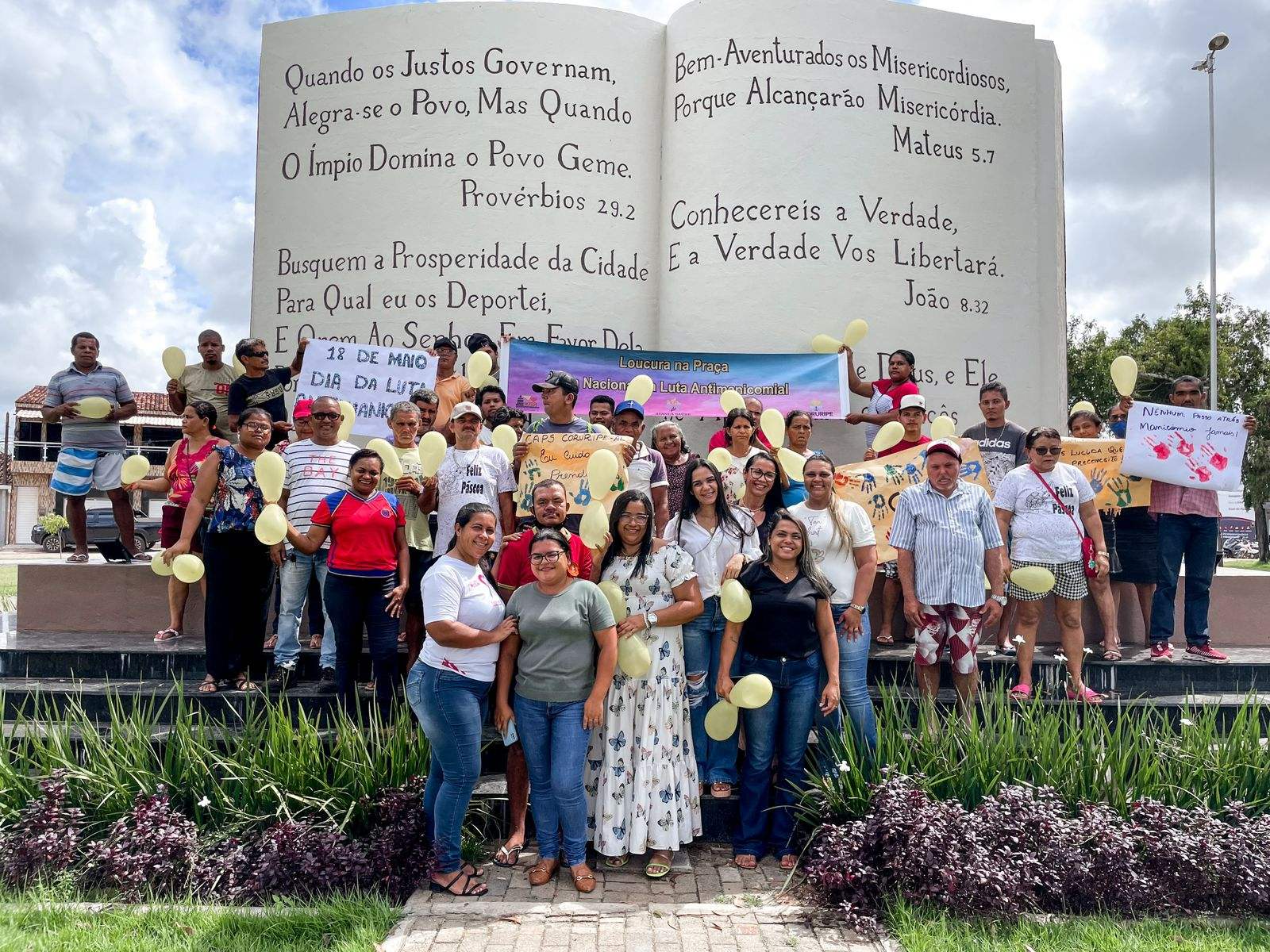 Caps de Coruripe realiza caminhada em alusão ao Dia Nacional da Luta Antimanicomial