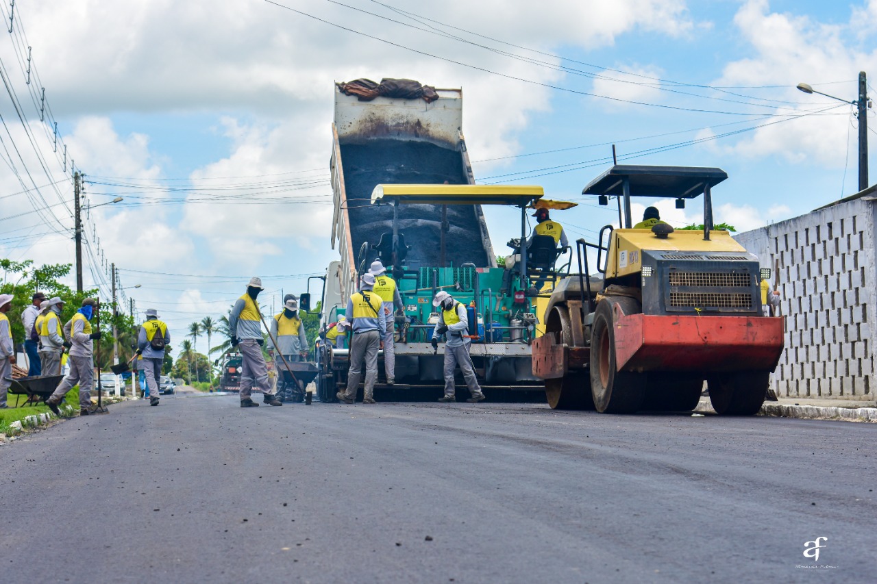 Programa Pró-Estrada realiza pavimentação asfáltica em vias da região de Pindorama