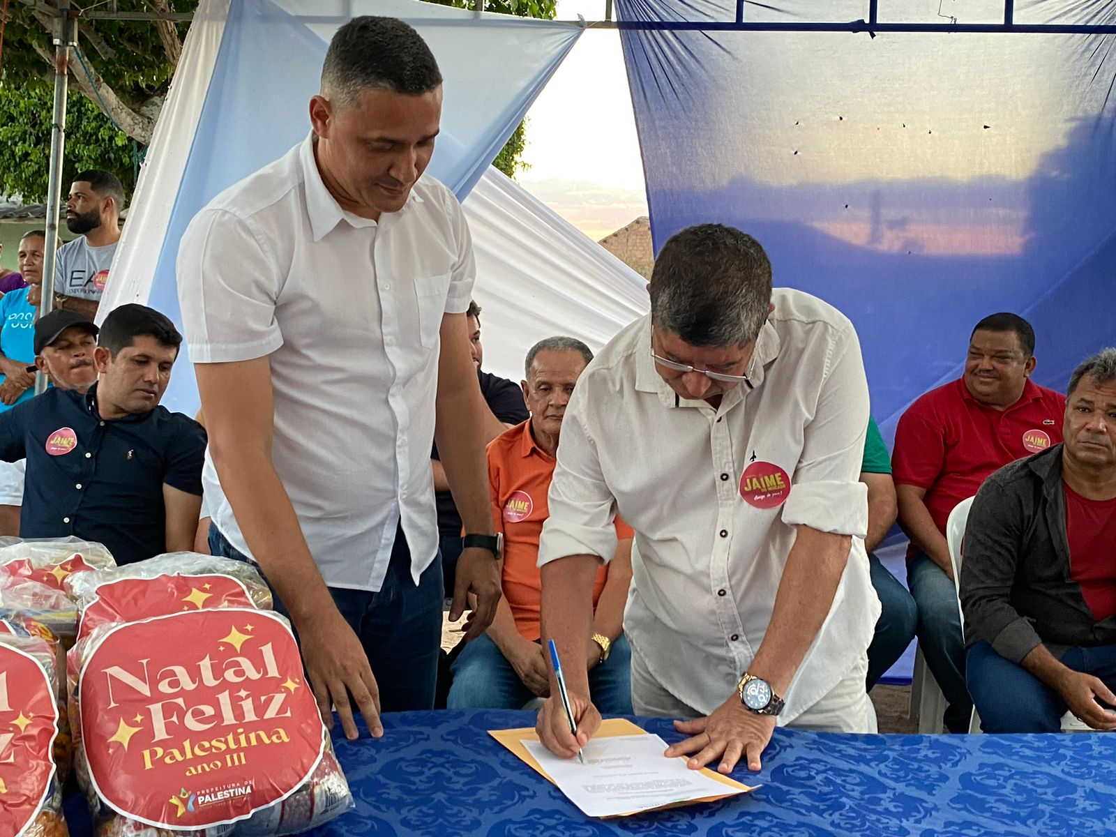 Prefeito Jaime do Mercado cumpre compromisso de campanha com Assinatura da Ordem de Serviço para Pavimentação do Povoado Santa Filomena