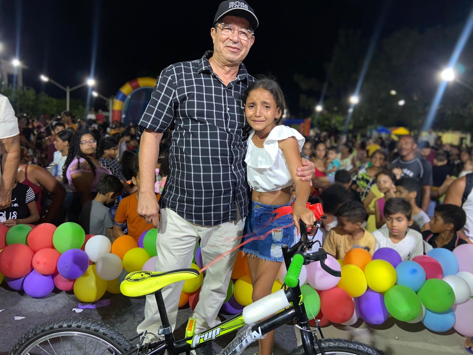 Prefeito Jaime do Mercado promove festa das crianças “Alegria na Praça”