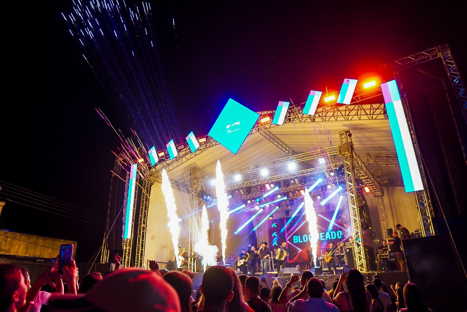 Palestina encerra semana de emancipação política com solenidade e show com grandes artistas