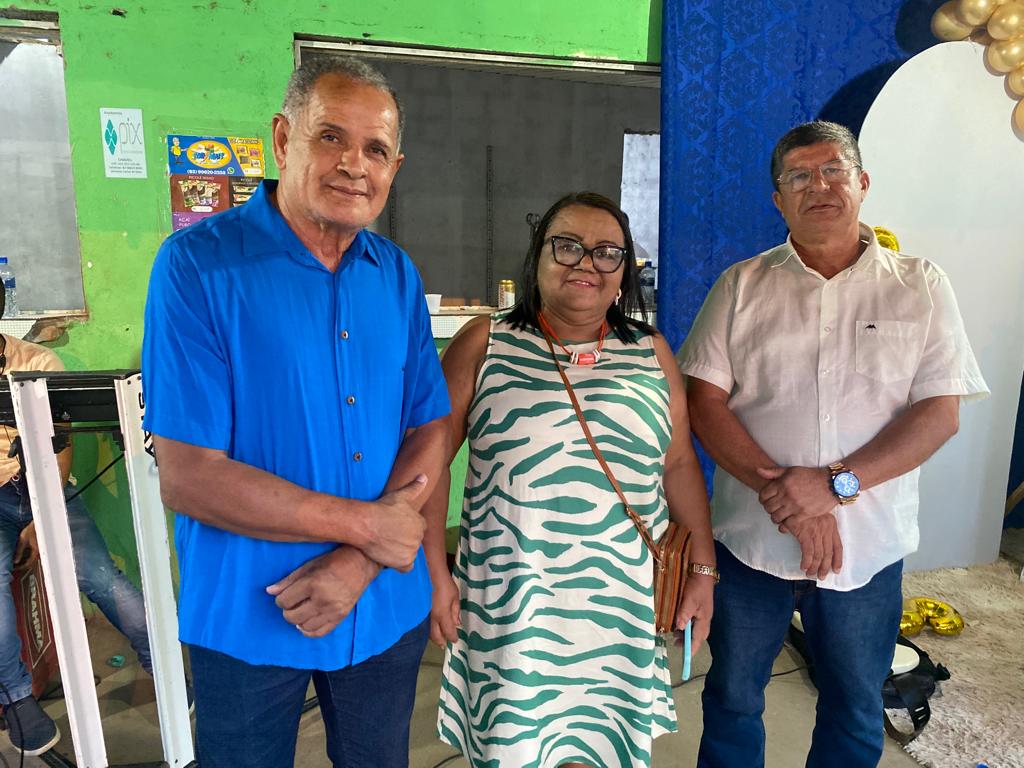 Prefeitura de Palestina realiza confraternização entre servidores municipais