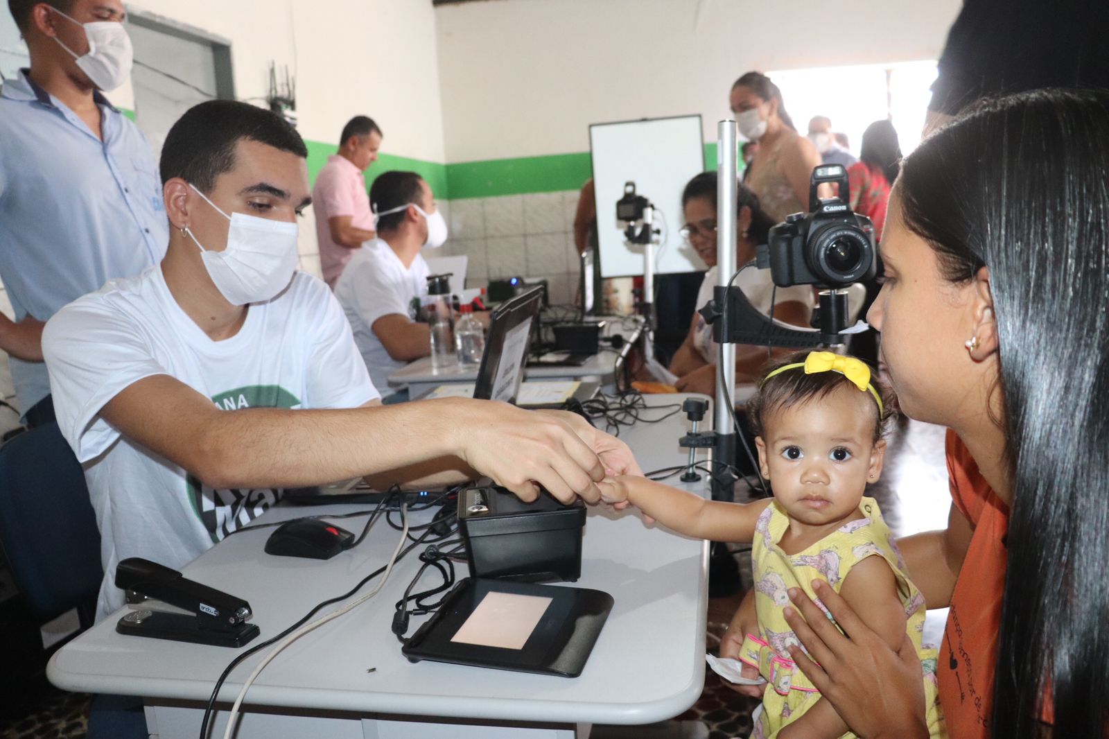 caravana meu rg na mão