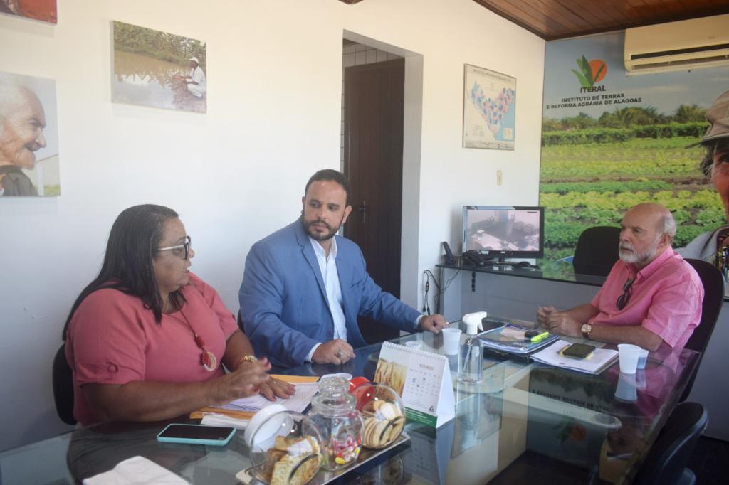 Iteral fará revisão de limites territoriais em Palestina