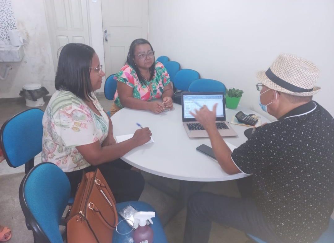 plano de cargos e carreiras dos servidores da educação é discutido