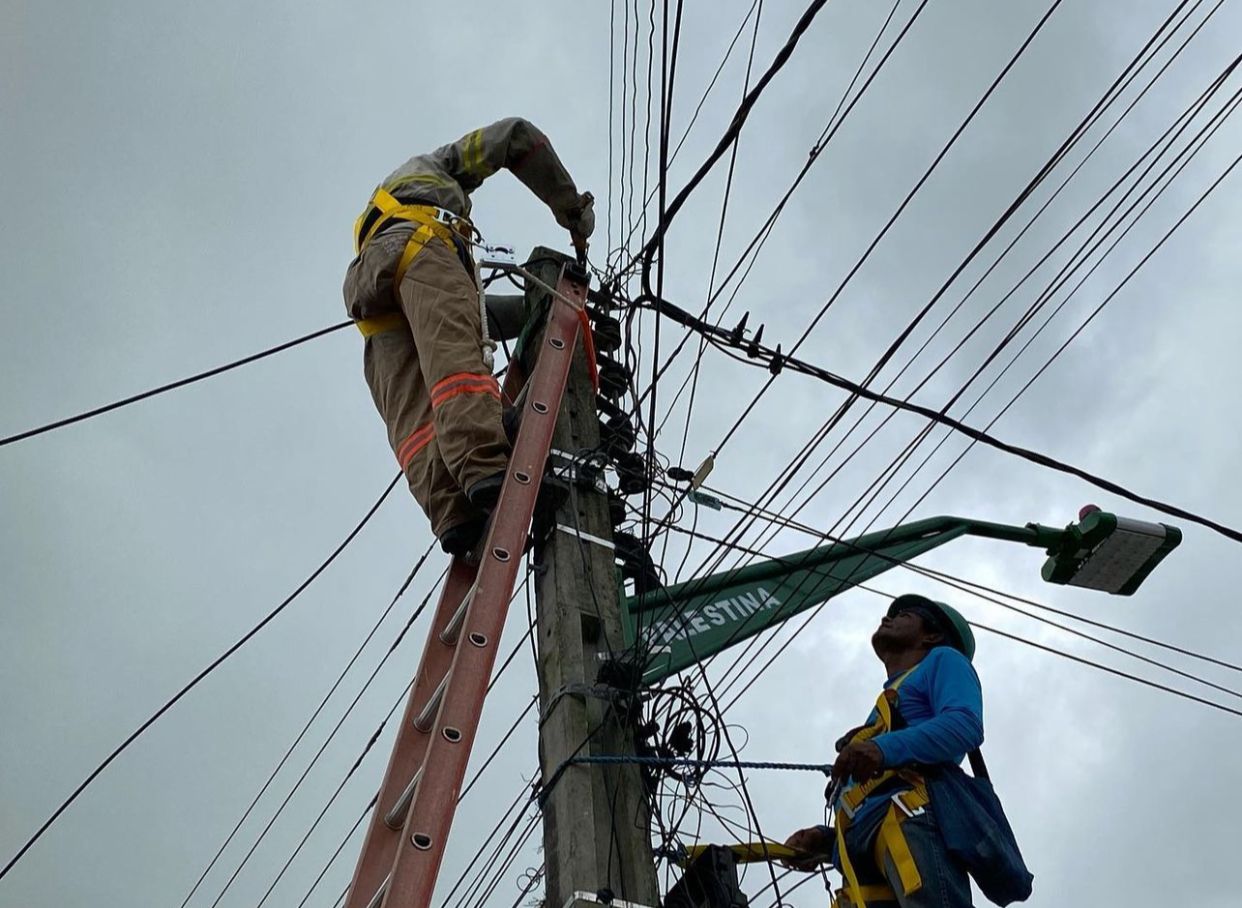 PREFEITURA INICIA TROCA DE LÂMPADAS COMUNS POR ILUMINAÇÃO LED EM PALESTINA