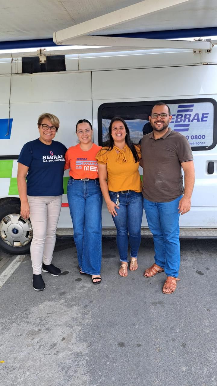 Palestina recebe van itinerante do SEBRAE