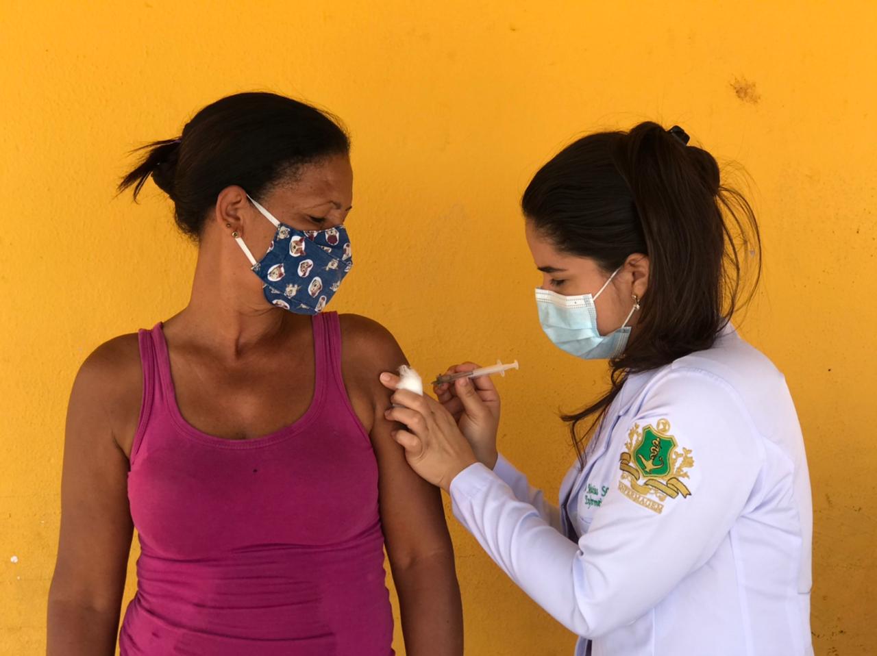 Palestina inicia vacinação na faixa etária de 58 a 59 anos