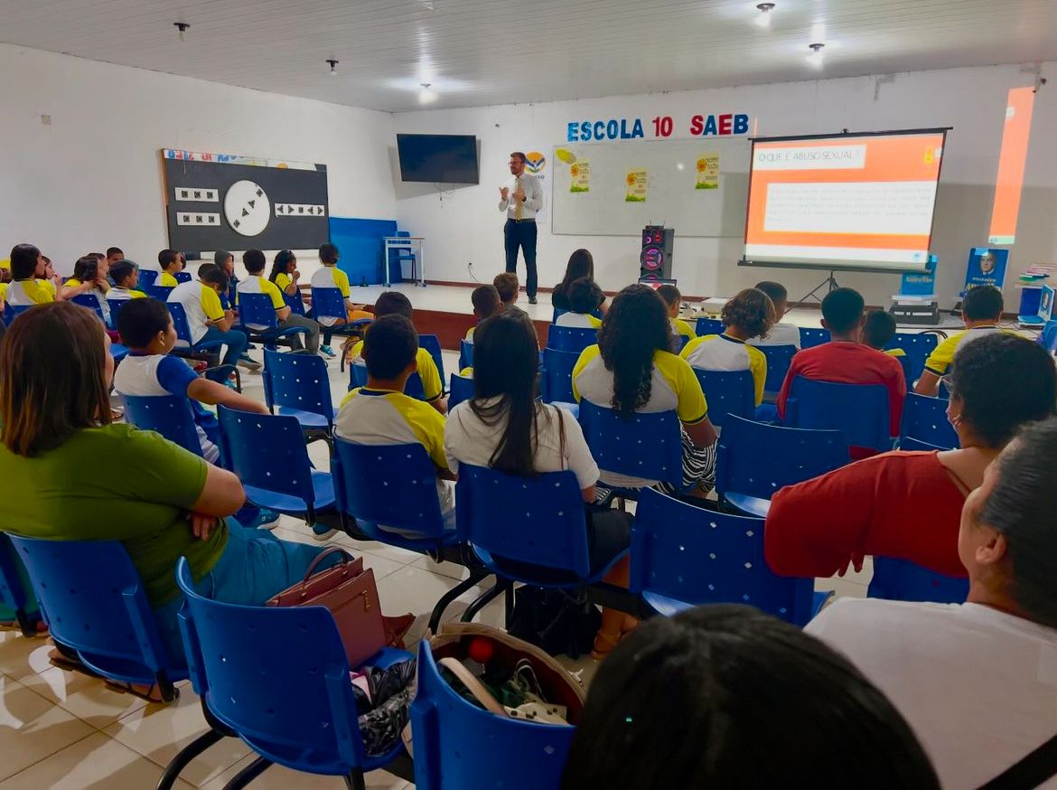 Combate ao abuso e exploração sexual infantil