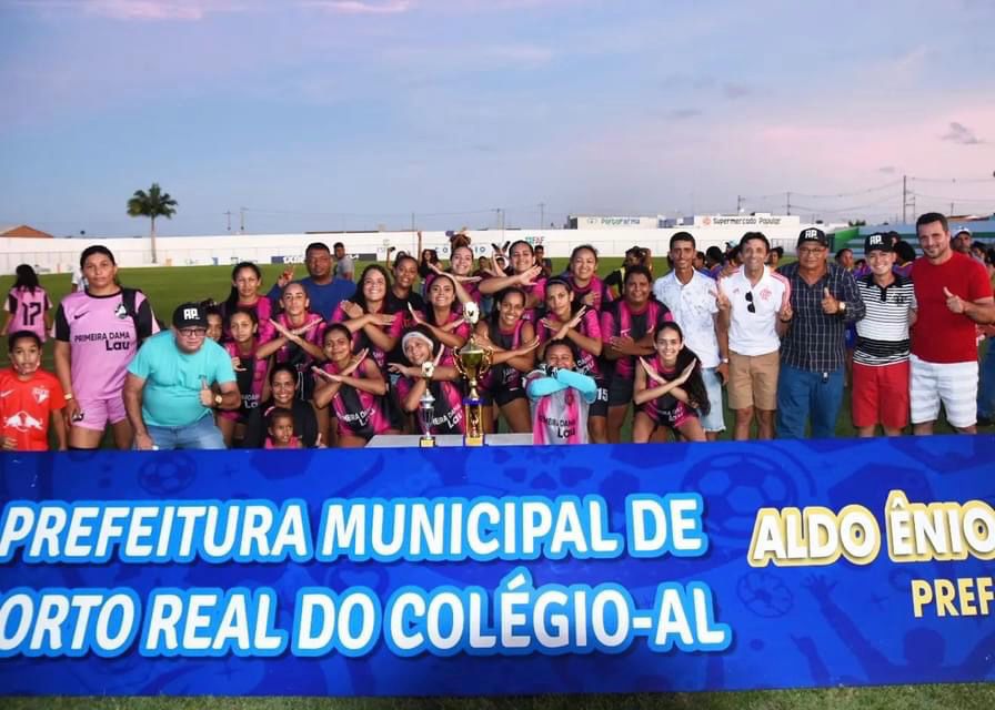 MENINAS NO COMANDO: COMPETIÇÃO FEMININA DE FUTEBOL AGITA CIDADE