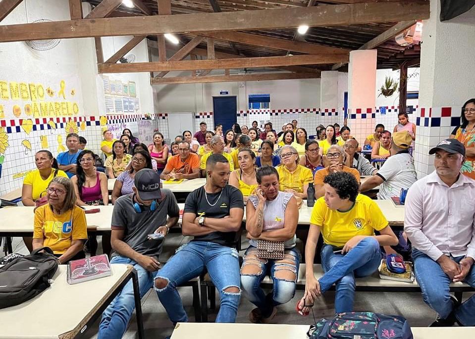 PALESTRAS PARA OS ALUNOS DA EDUCAÇÃO DE JOVENS E ADULTOS (EJA), NA ESCOLA ESTADUAL SANTA BULHÕES.