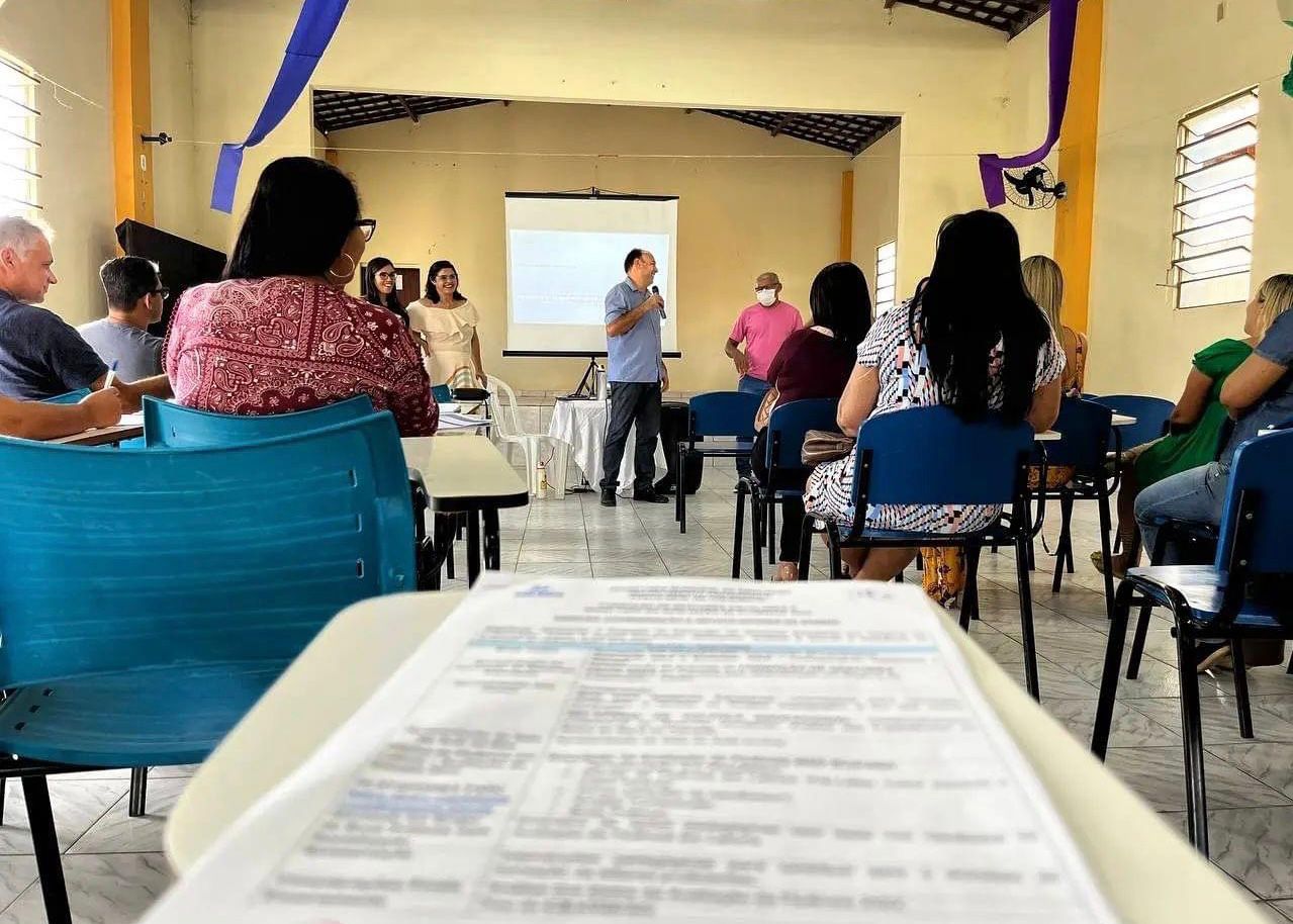 SEMED REALIZA FORMAÇÃO DE GESTORES ESCOLARES E APRESENTAÇÃO DO RESULTADO DA AVALIAÇÃO DE FLUÊNCIA