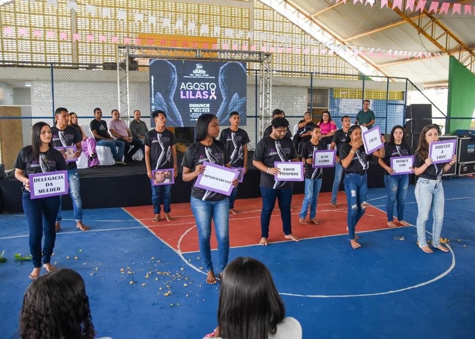 PORTO REAL DO COLÉGIO REALIZA EVENTO ALUSIVO AO AGOSTO LILÁS