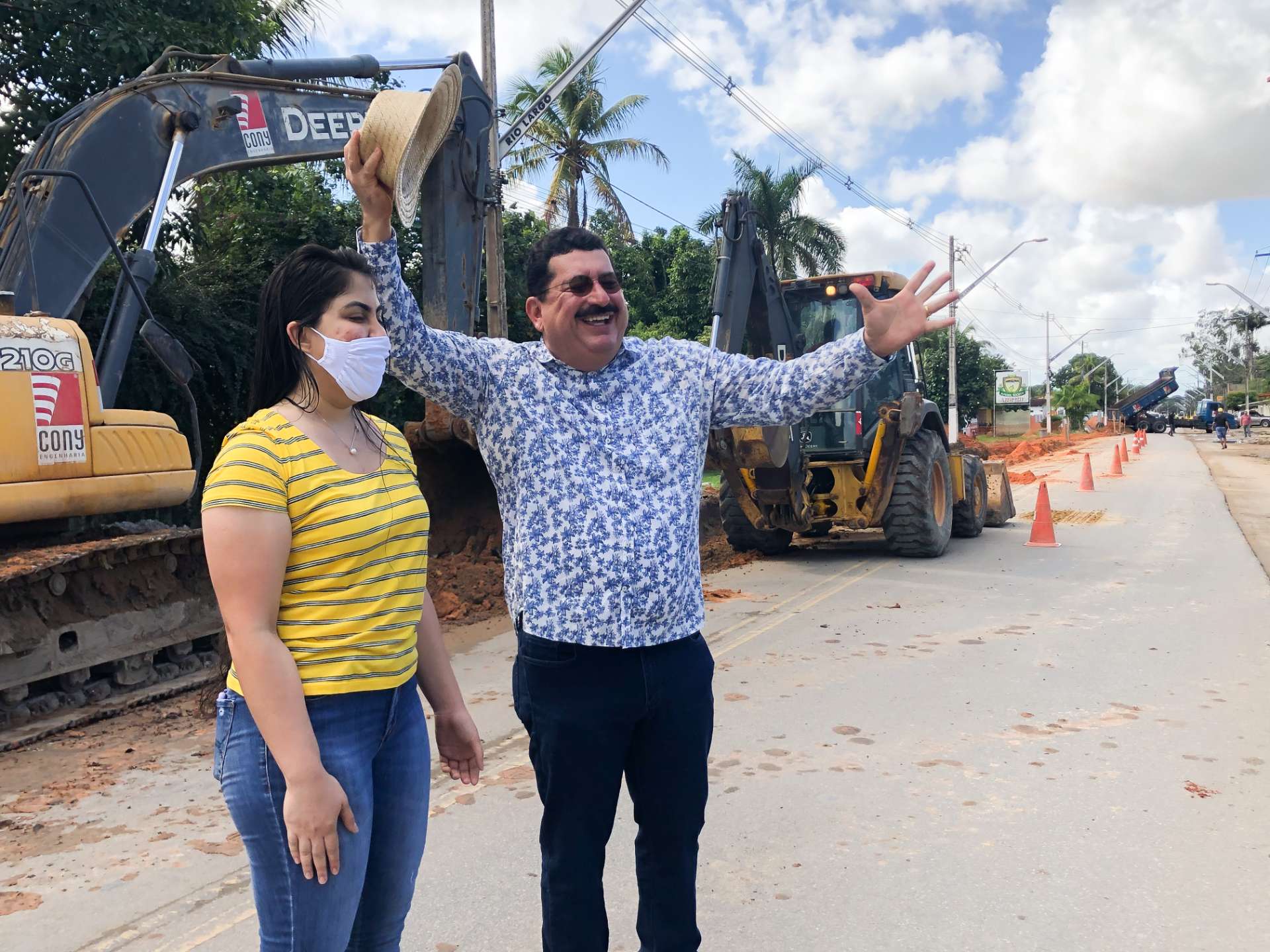 Gilberto Gonçalves vistoria obra da principal avenida de Rio Largo que levará mais qualidade de vida à população