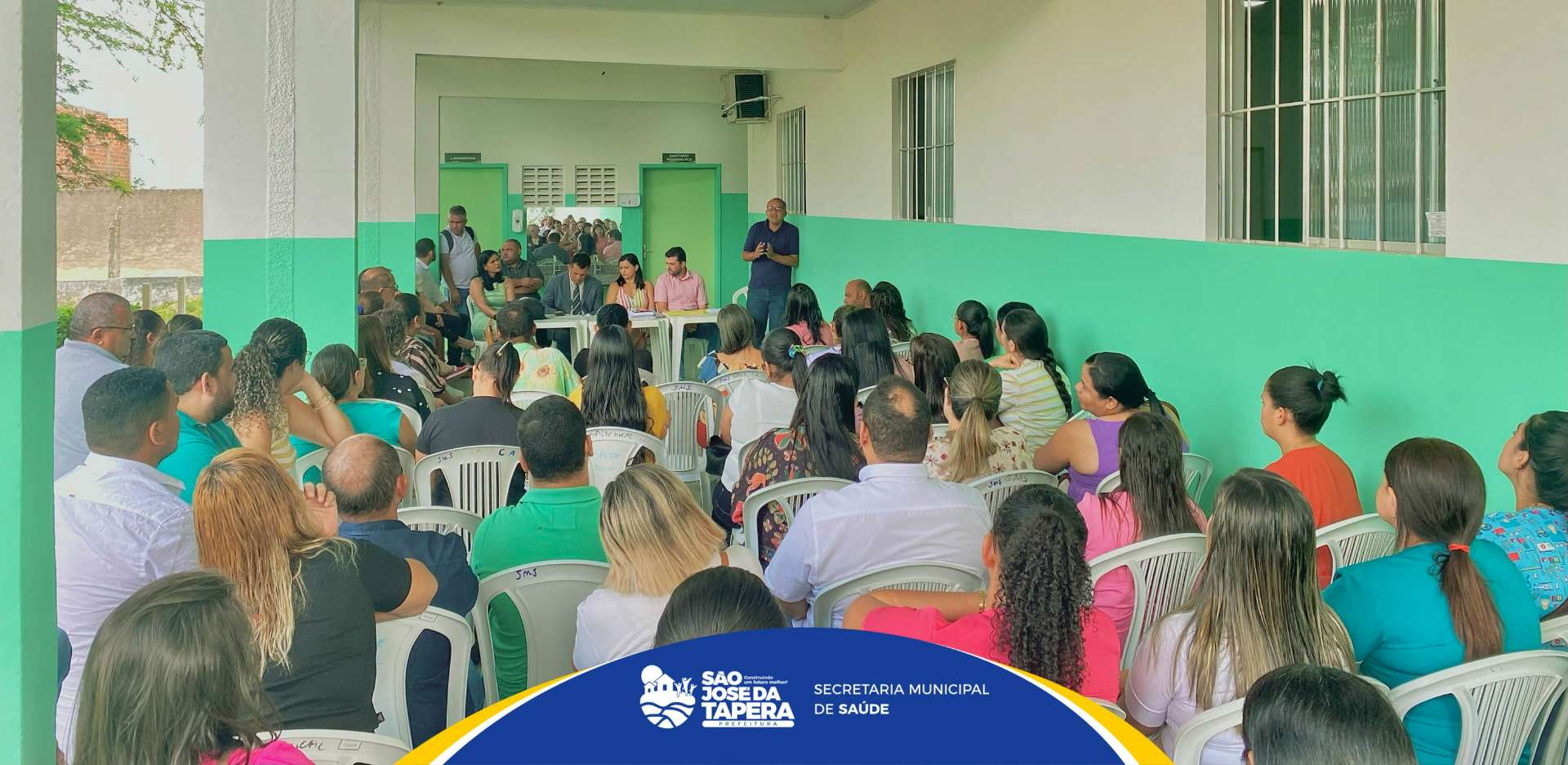 Reunião com enfermeiros, técnicos de enfermagem