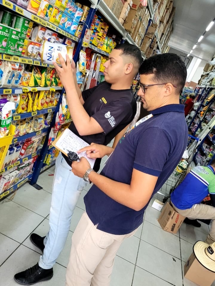 Vigilância Sanitária orienta população sobre proibição de lotes de fórmulas infantis pela Anvisa