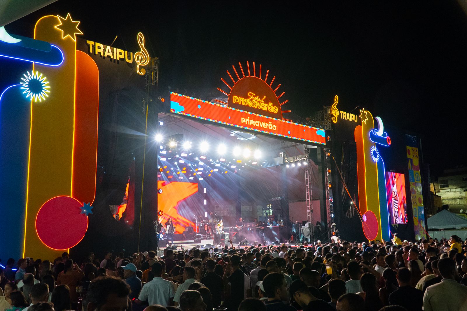 Festival Primaverão lota Praça Beira Rio em dois dias de evento; confira imagens