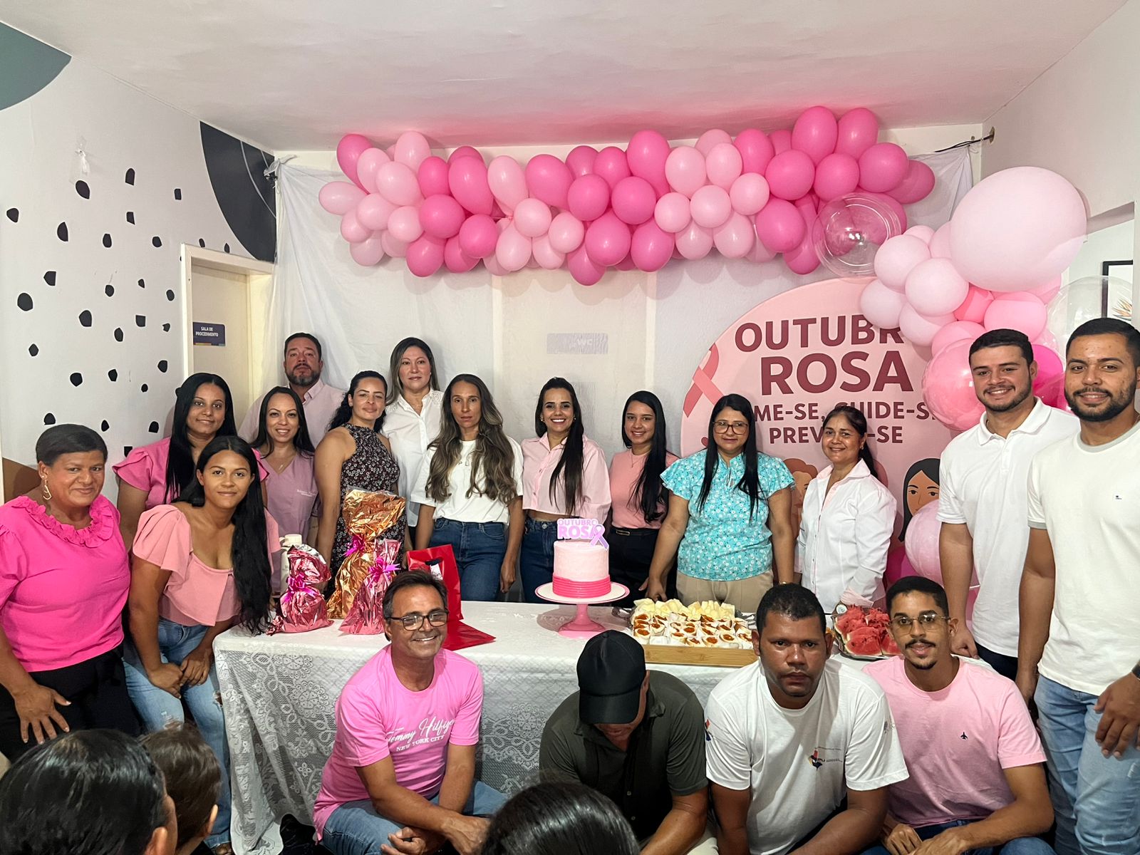 Outubro Rosa: Unidade de Saúde realiza ação com atendimentos e palestra sobre prevenção ao câncer de mama