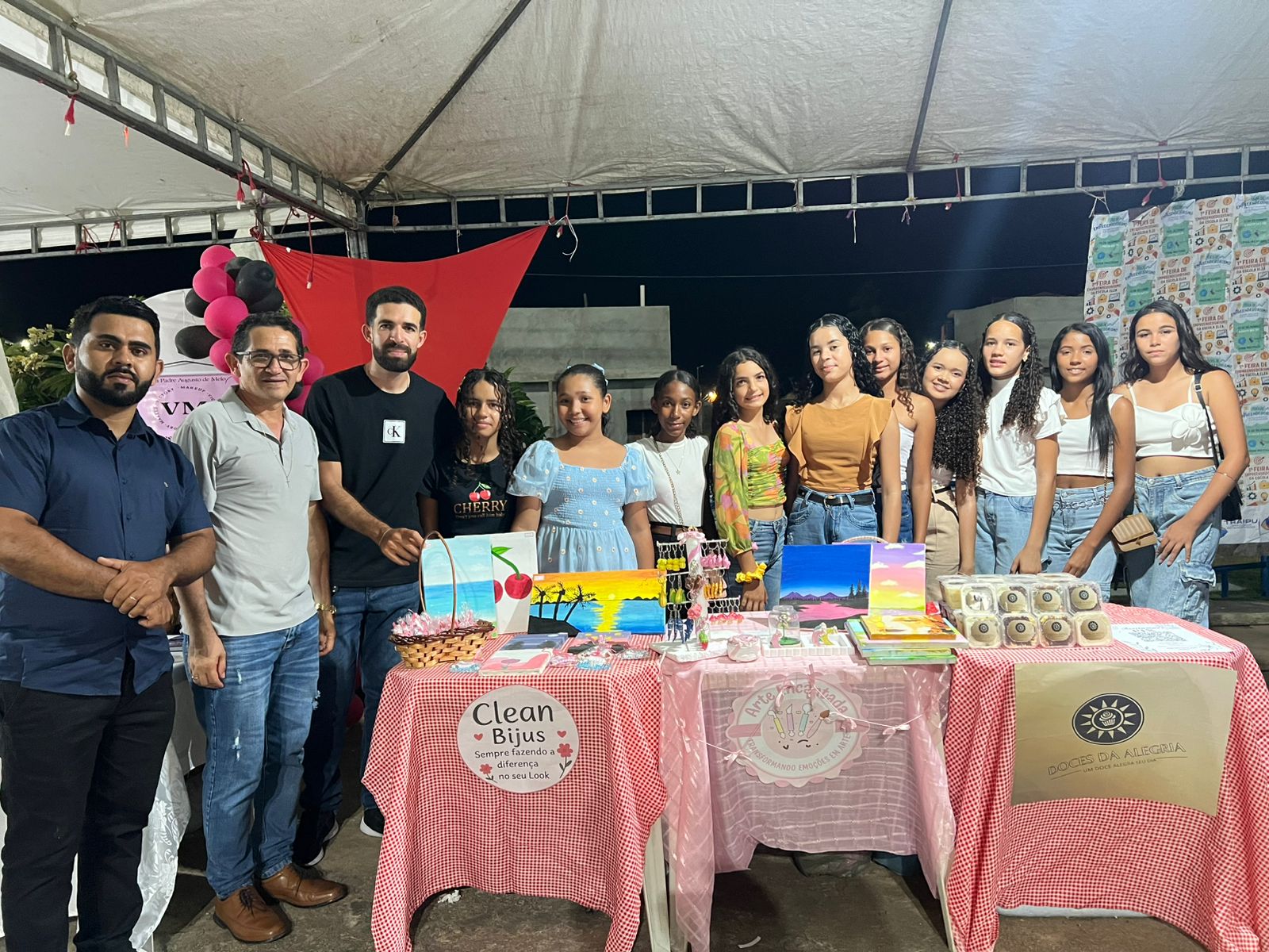 Secretaria de Educação realiza 1ª Feira de Empreendedorismo com estudantes da Rede Municipal
