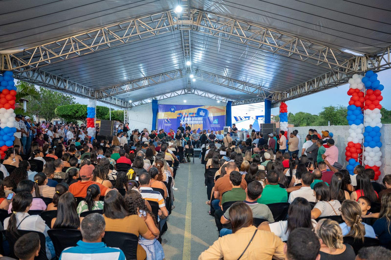 Traipu inaugura pavimentações e autoriza novas obras de infraestrutura em parceria com a Codevasf