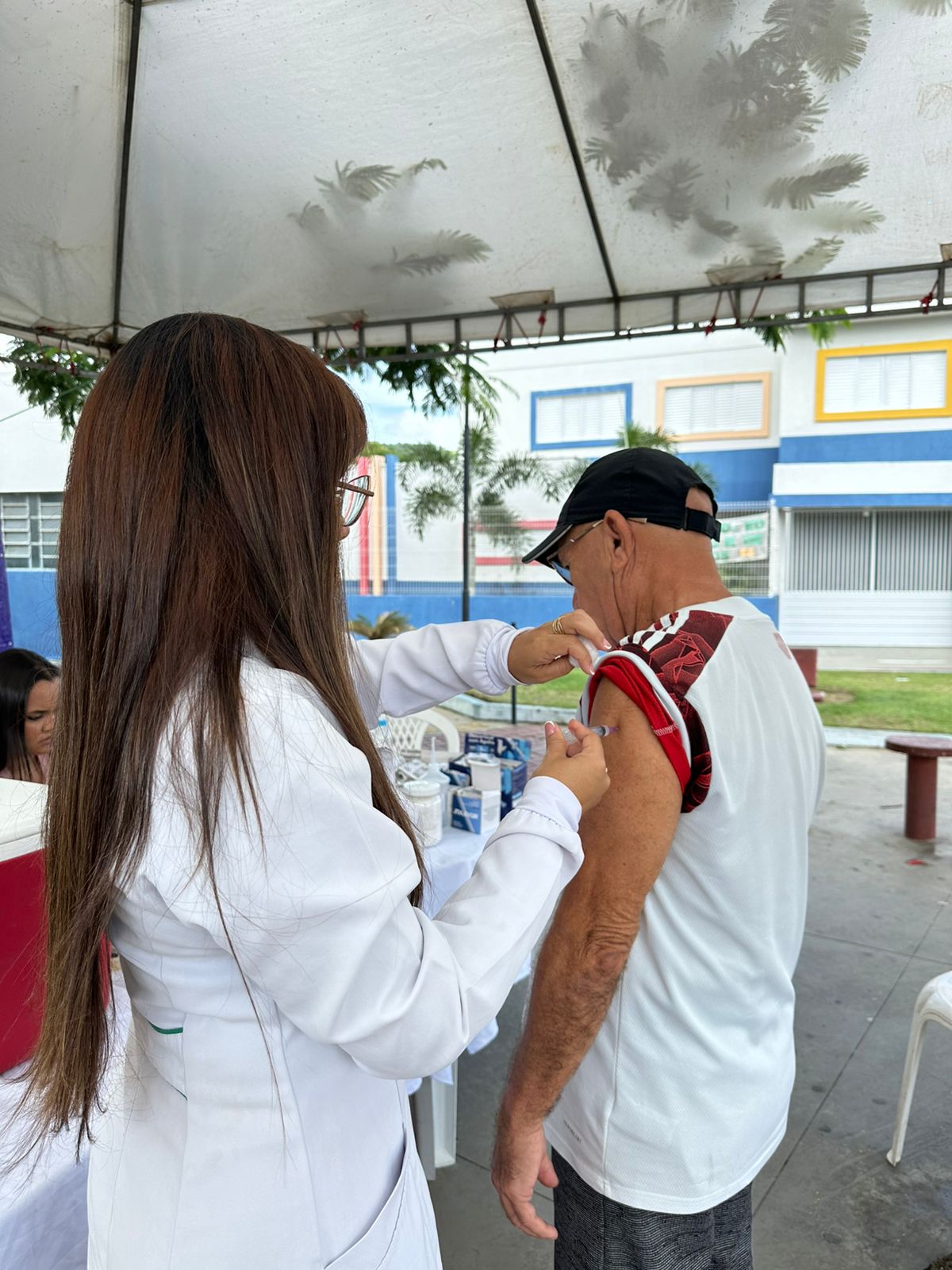 Campanha de Multivacinação reforça importância de manter a caderneta atualizada