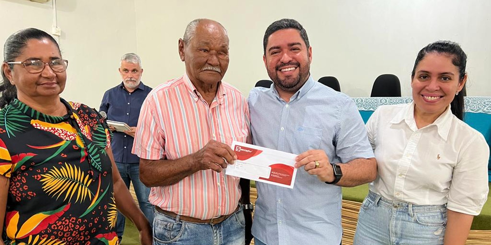 Cartão Auxílio Viçosa garante mais de R$ 300 mil a mais de 200 famílias afetadas pelas chuvas