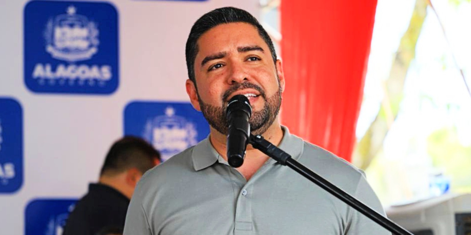 Prefeito de Viçosa concede reajuste de 7% aos servidores da Saúde